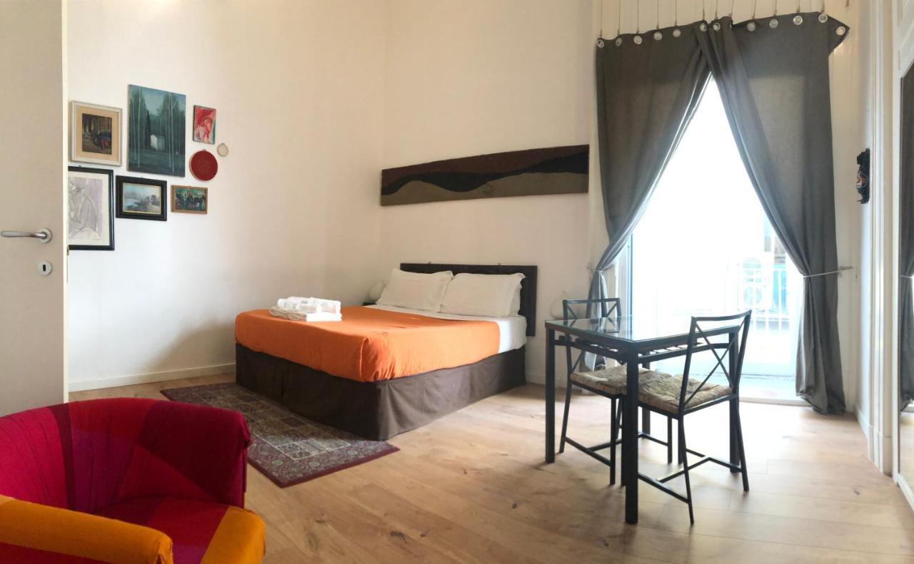 La Galleria Bed and Breakfast Napoli Eksteriør billede