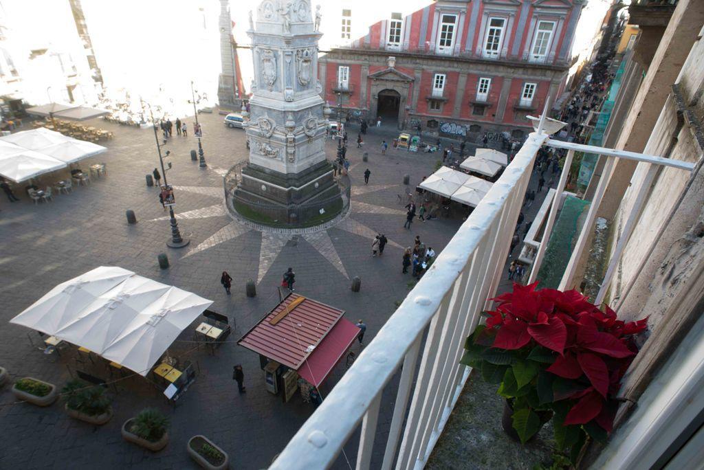 La Galleria Bed and Breakfast Napoli Eksteriør billede